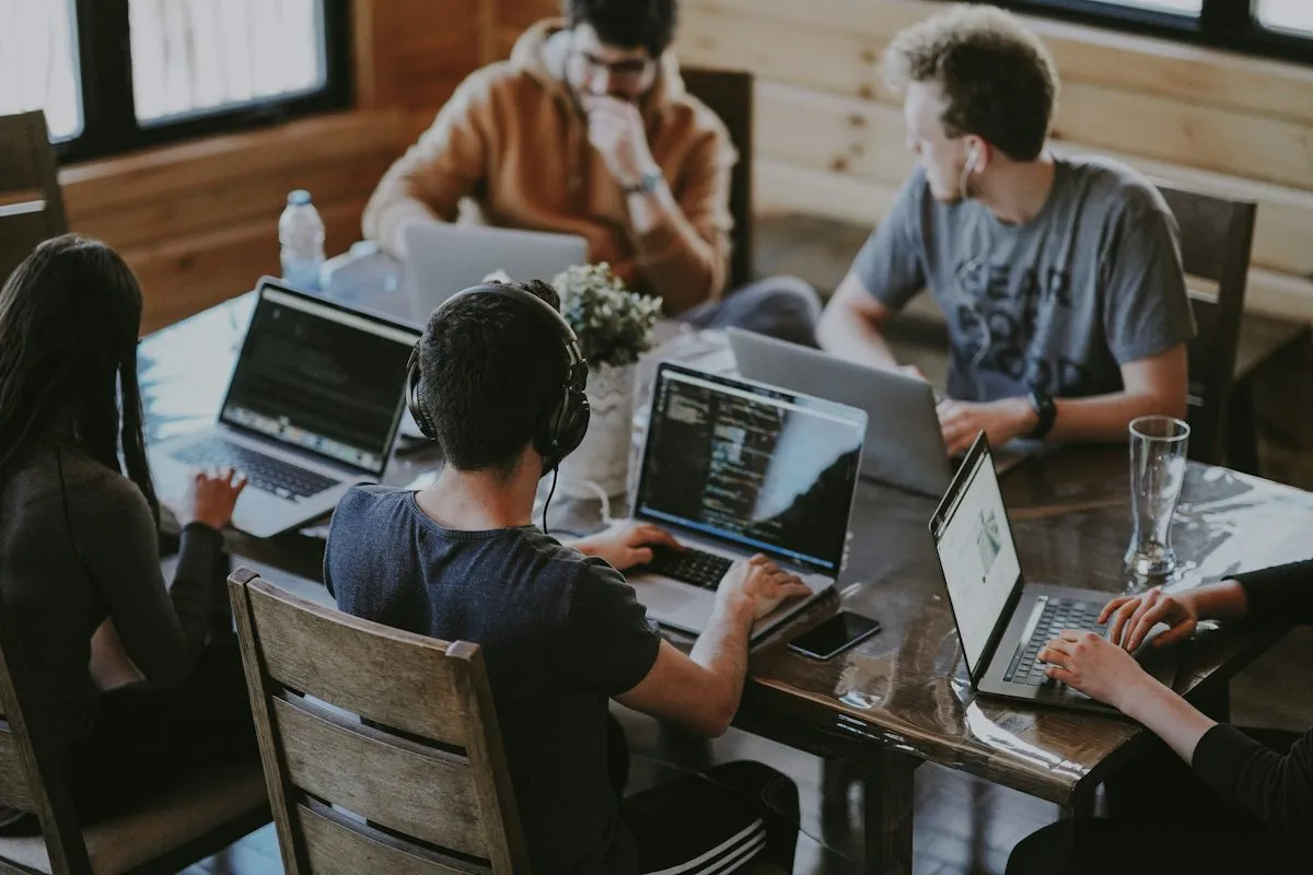 Architektur einer individuellen KI-Software für Unternehmensprozesse